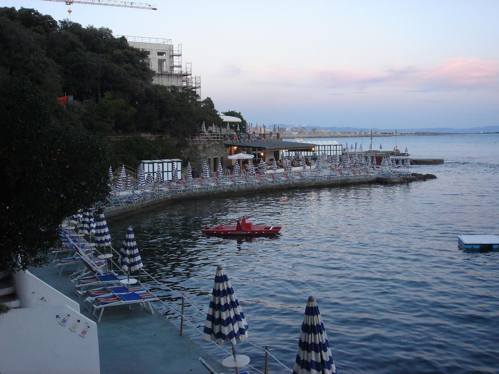 Hotel Leopoldo Castiglioncello Eksteriør billede