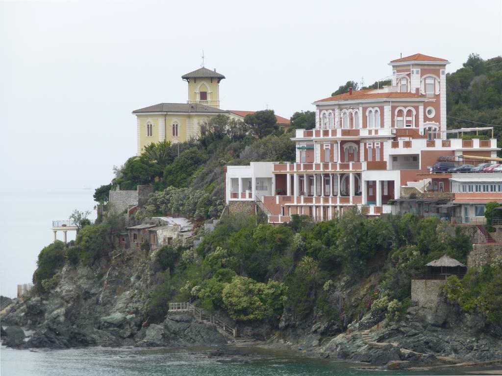 Hotel Leopoldo Castiglioncello Eksteriør billede