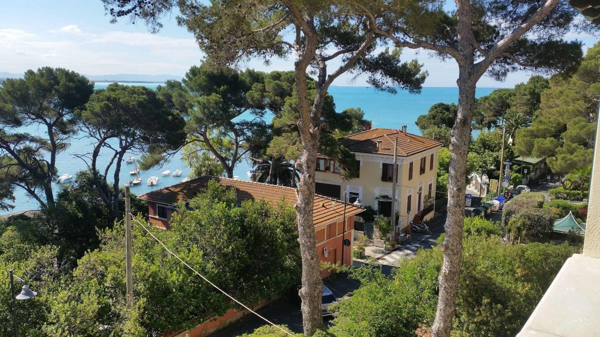 Hotel Leopoldo Castiglioncello Eksteriør billede