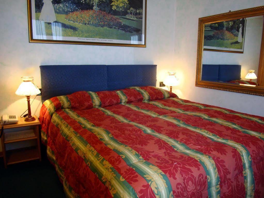 Hotel Leopoldo Castiglioncello Eksteriør billede